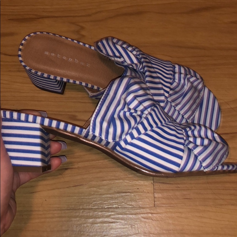 Metaphor slip on heels